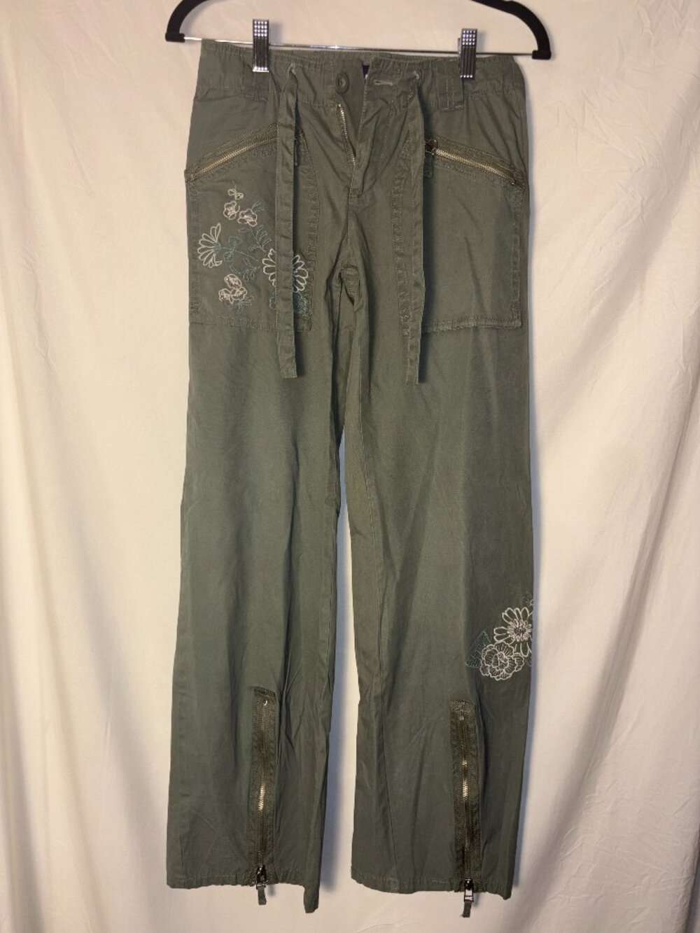 Limited Too Girls Cargo Pants Slim Green Wide Leg Floral Embroidered | Size 14